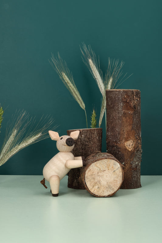 Penny Gris – Träfigur Dekoration 8cm Lönn