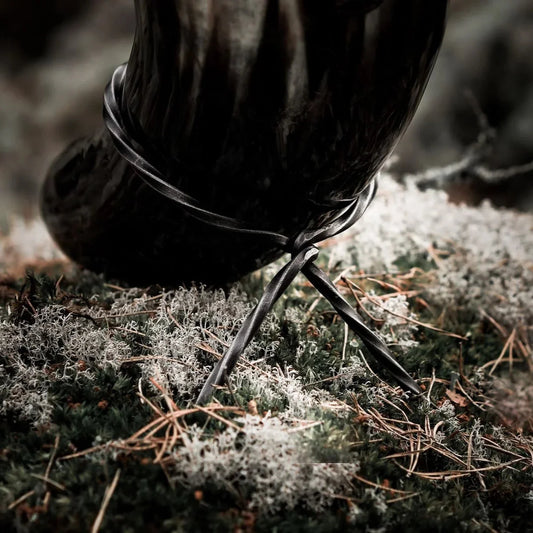 Stort dryckeshorn med smidesställ, Ca 500 ml