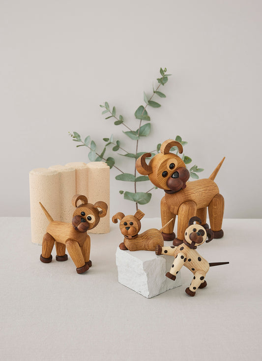 Happy – Trähund Dekoration 13,5 cm FSC®