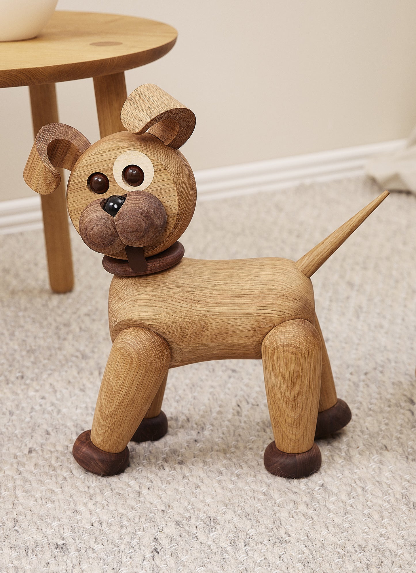 Big Happy – Trähund Dekoration 38 cm FSC®