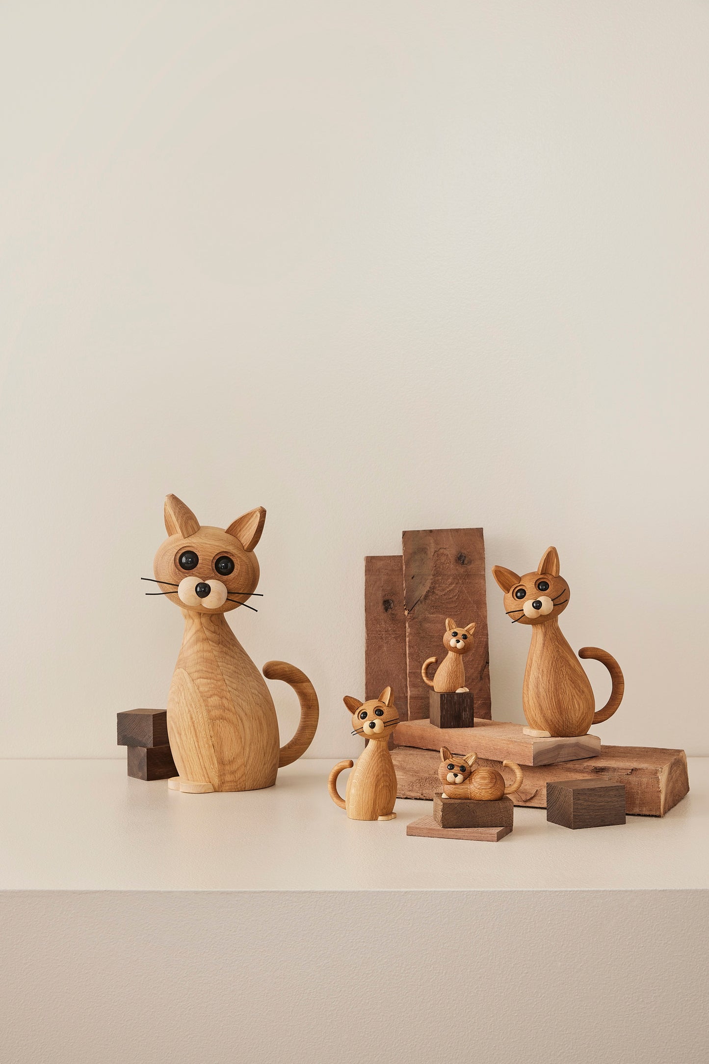 Big Lucky – Träkatt Dekoration 42 cm FSC®