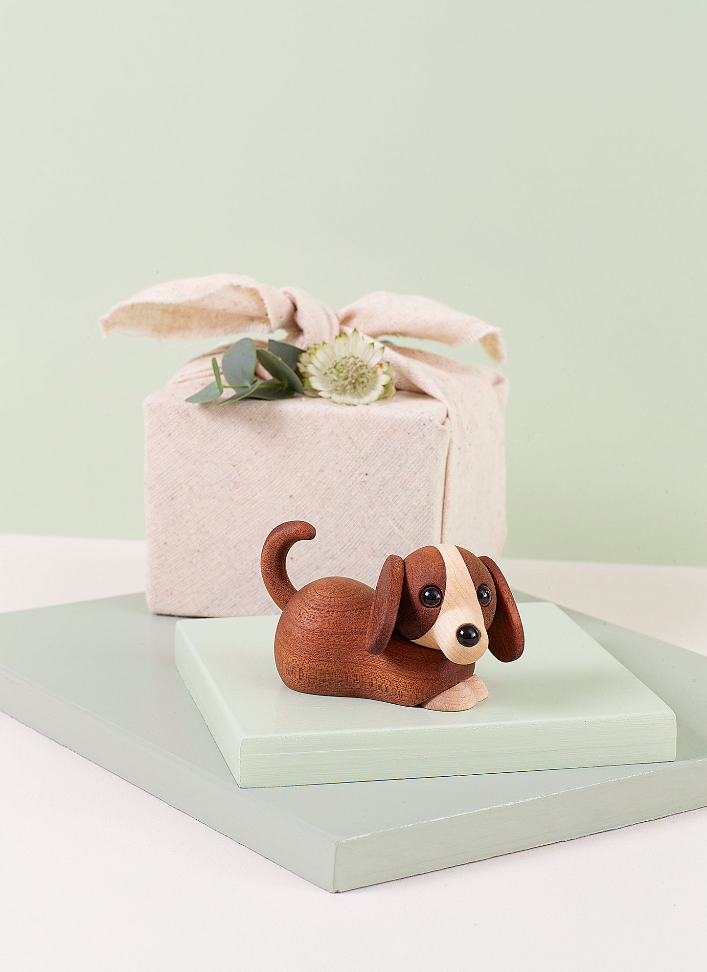 Jojo – Trähund Dekoration 5 cm FSC®