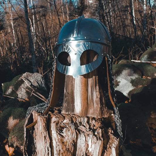 Vikingahjälm Gjermundbu med brynja