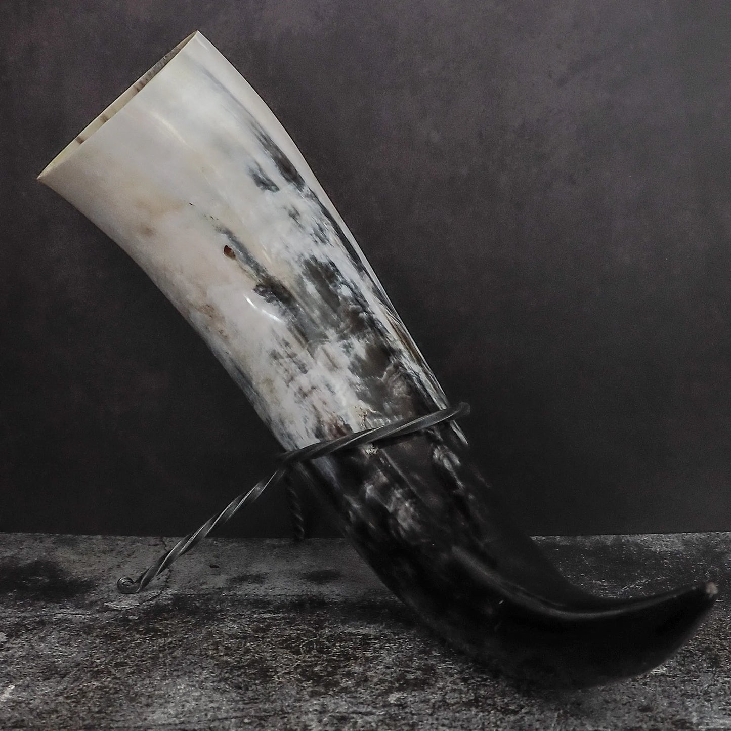 Dryckeshorn Jarl, ca 1000 ml