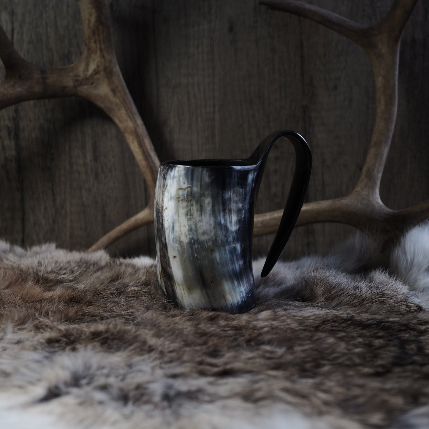 Kaffemugg i horn, ca 250 ml