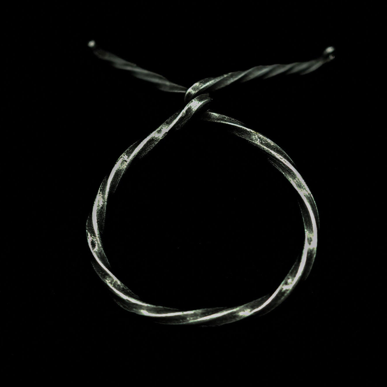 Dryckeshorn med smidesställ, 800 ml