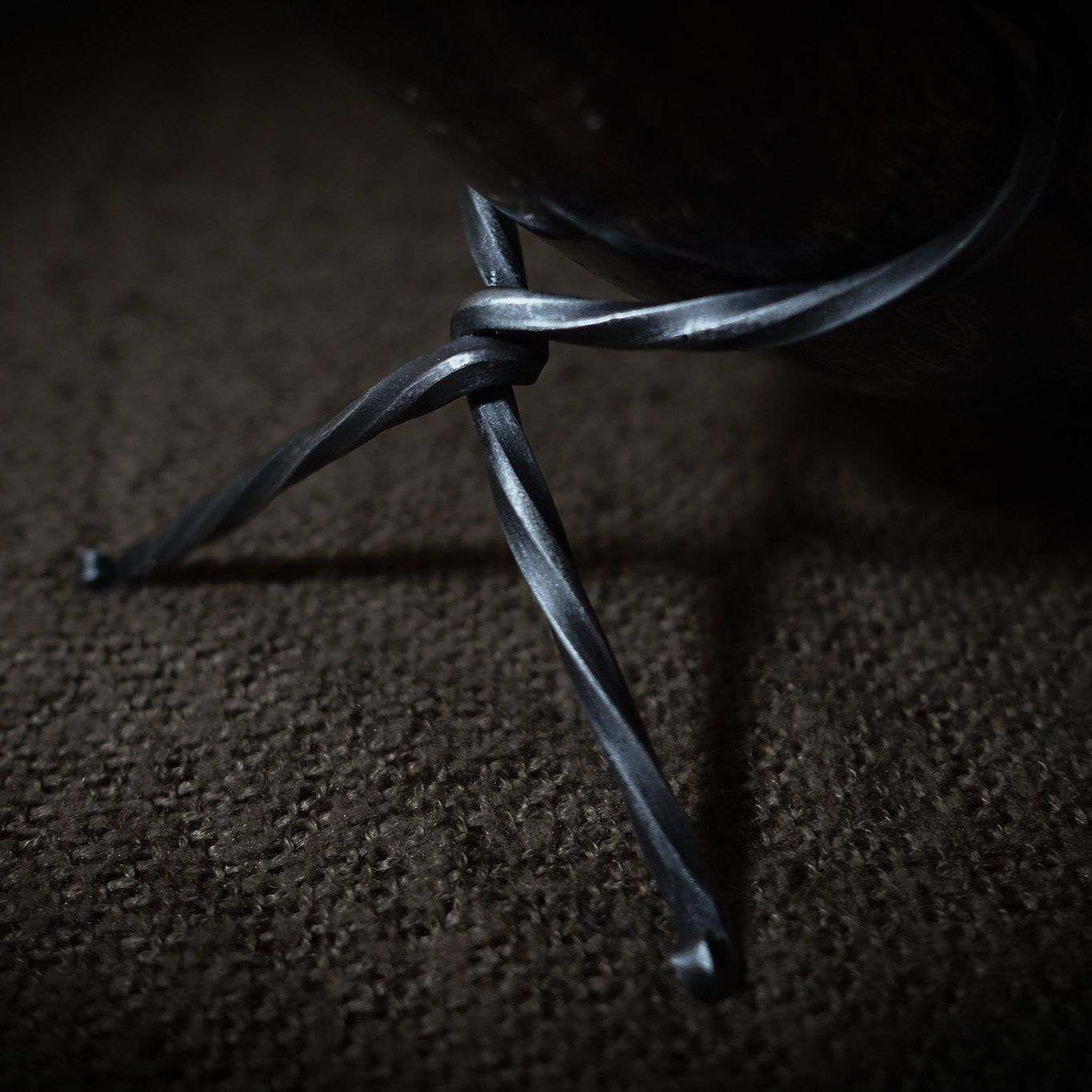 Stort dryckeshorn med smidesställ, Ca 500 ml